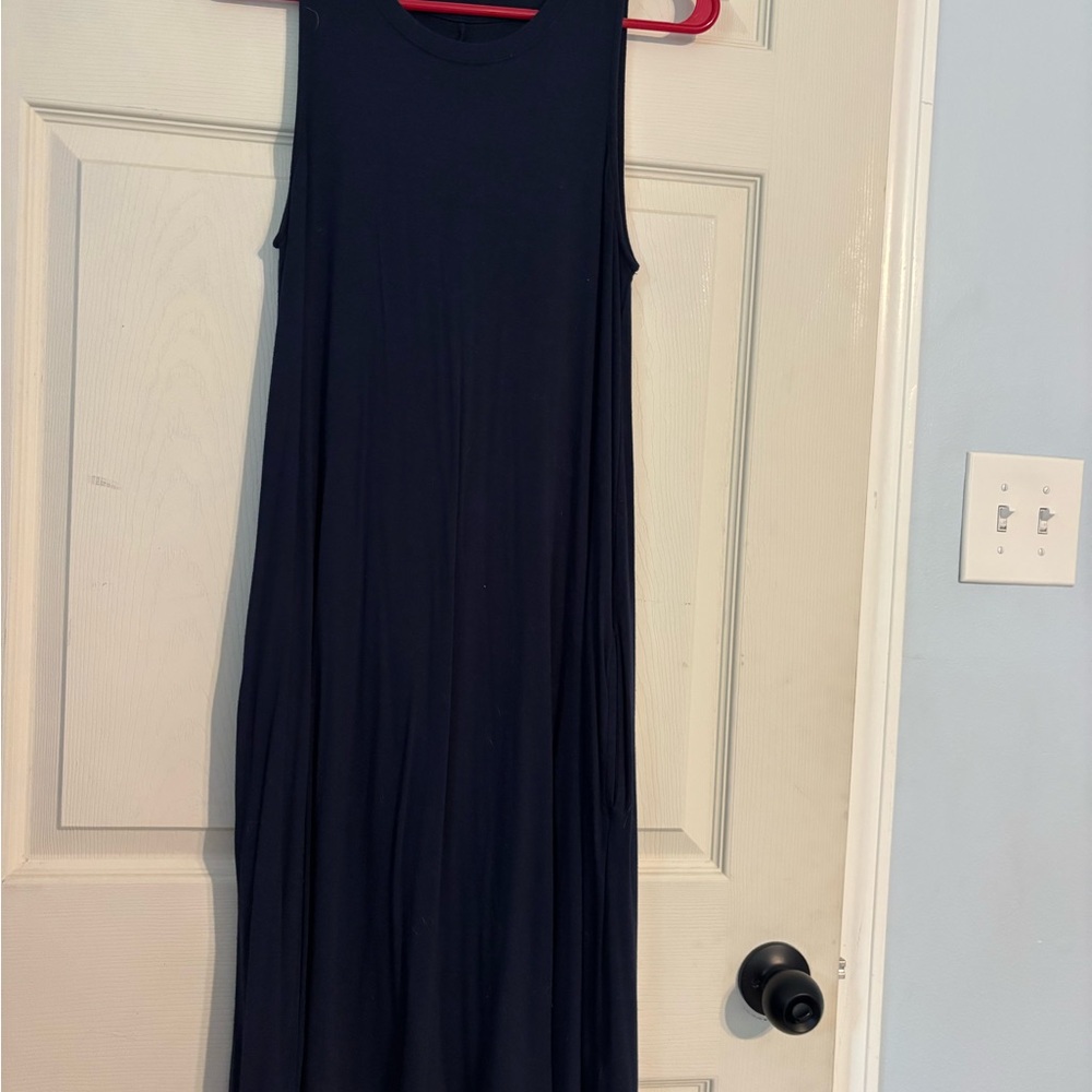 Time and Tru Black Sleeveless Mock Neck Sundress